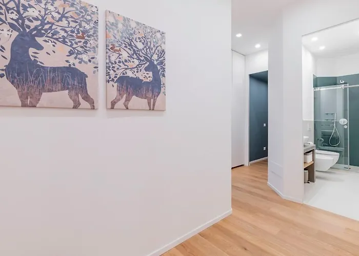 Homeby, Casa Isella Mediolan