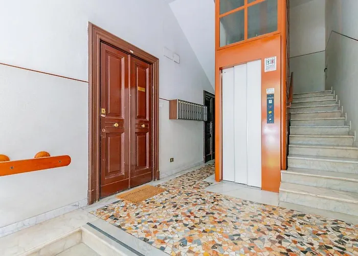 Homeby, Casa Isella * Mediolan