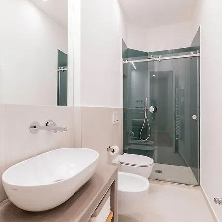 Homeby, Casa Isella Apartman Milánó